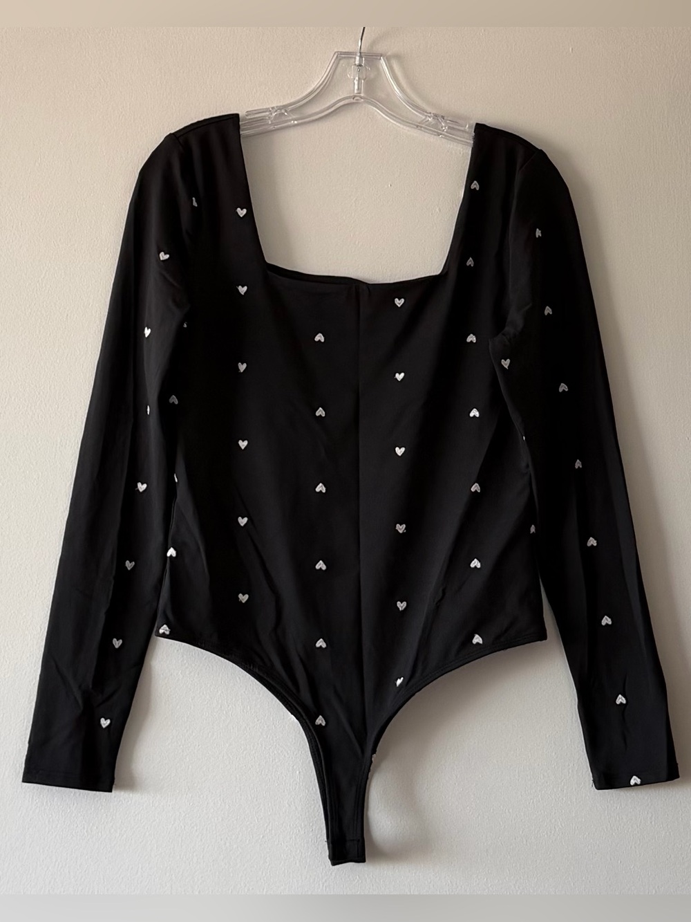 yummi by francesca’s Embroidered Heart Square Neck Long Sleeve Bodysuit Black L